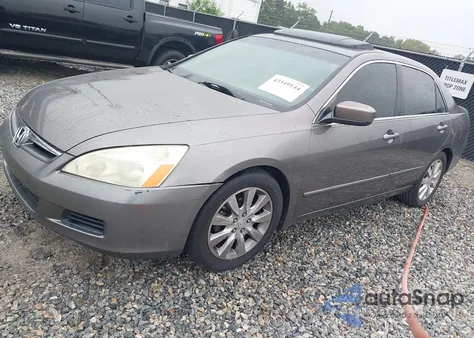 2006 Honda Accord Sdn Ex-L V6 z USA, uszkodzony, nr VIN 1HGCM66536A042383